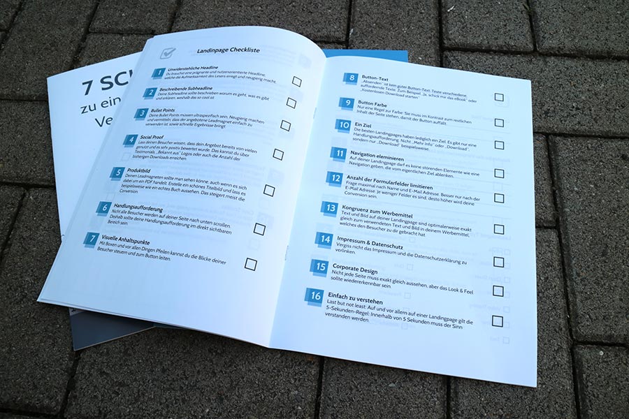Broschüre mit Checklisten